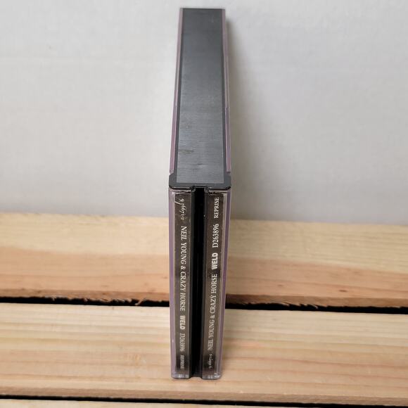 CD Neil Young & Crazy Horse - Weld 2CD Set - Picture 2 of 6